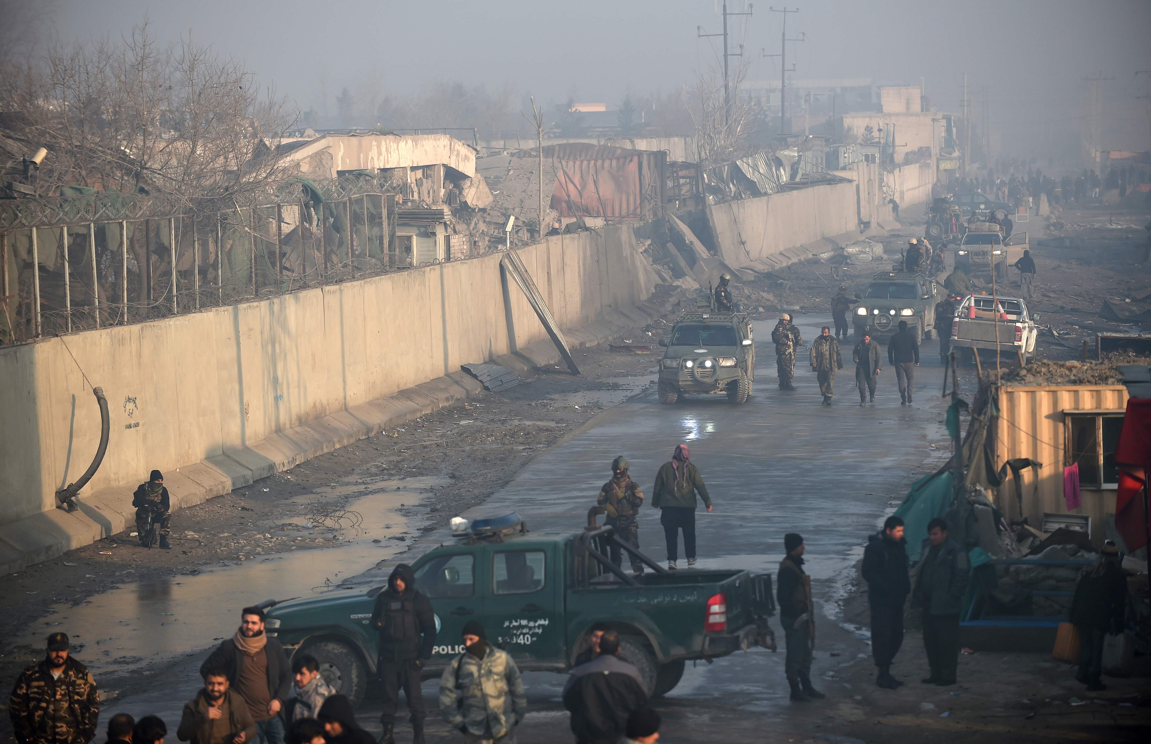 阿富汗首都发生爆炸图片