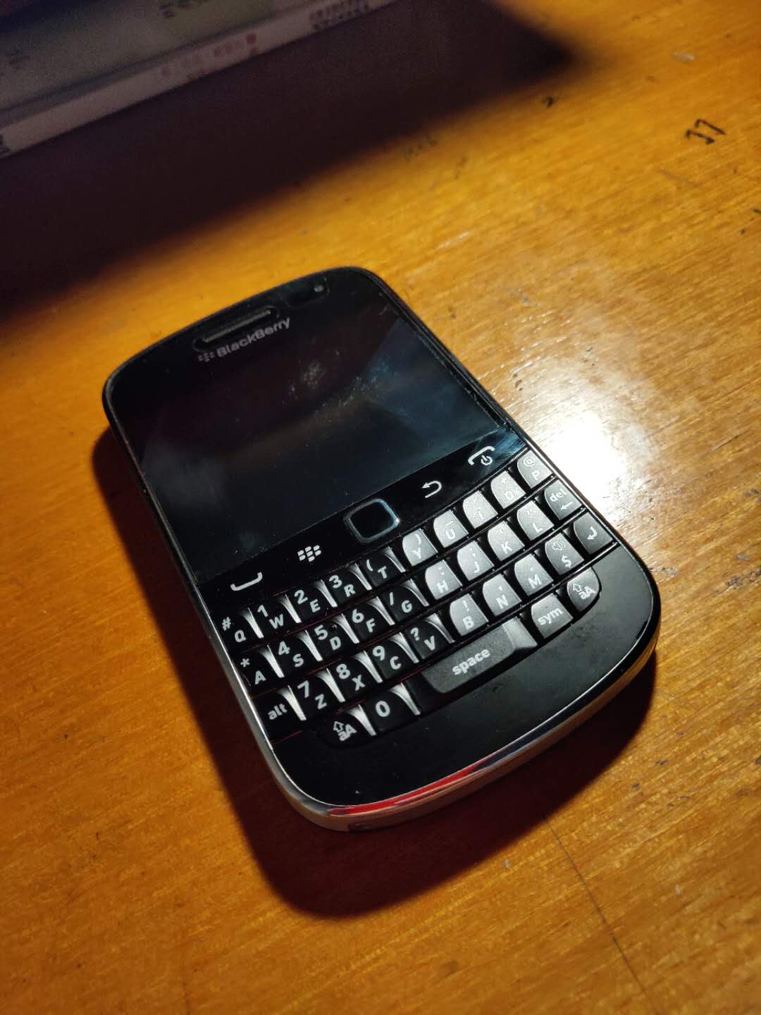 落寞的王者,现在还好吗——黑莓9900