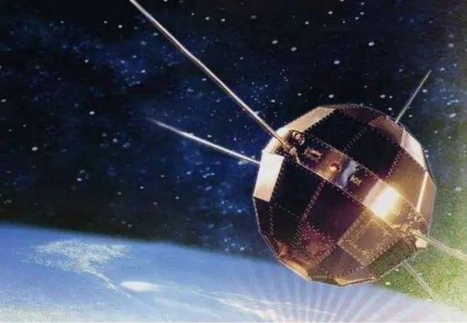 中国东方红一号卫星失联48年,知道位置我国为什么不回收?