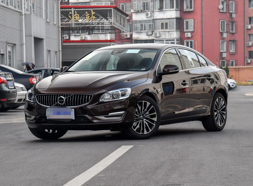 沃尔沃s60l-t5智远版—沃尔沃汽车推出的中型车,实车亮相!