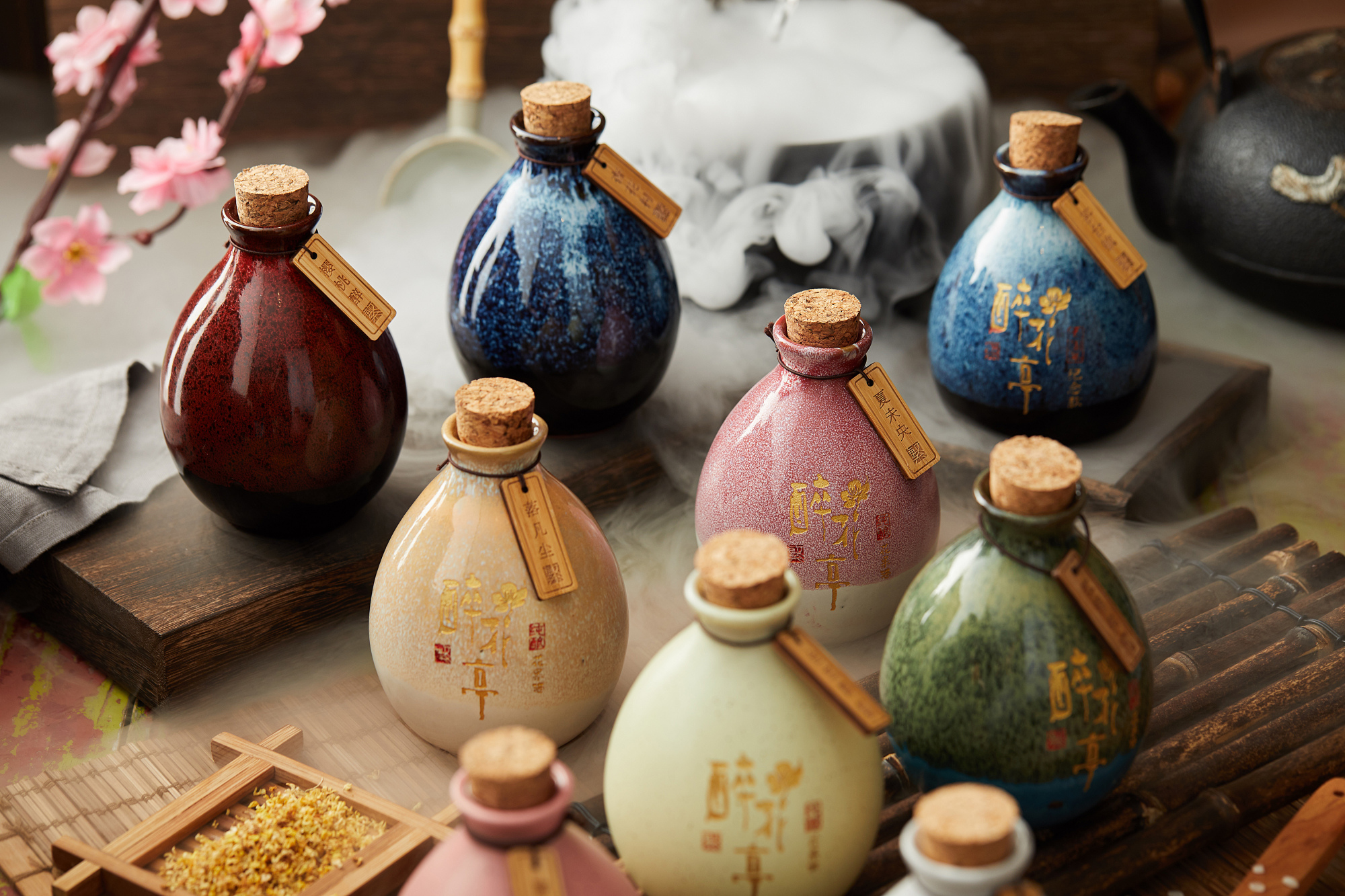 主打年轻女性的新酒饮,「繁醉花亭」从线下小酒馆切入花果酒市场