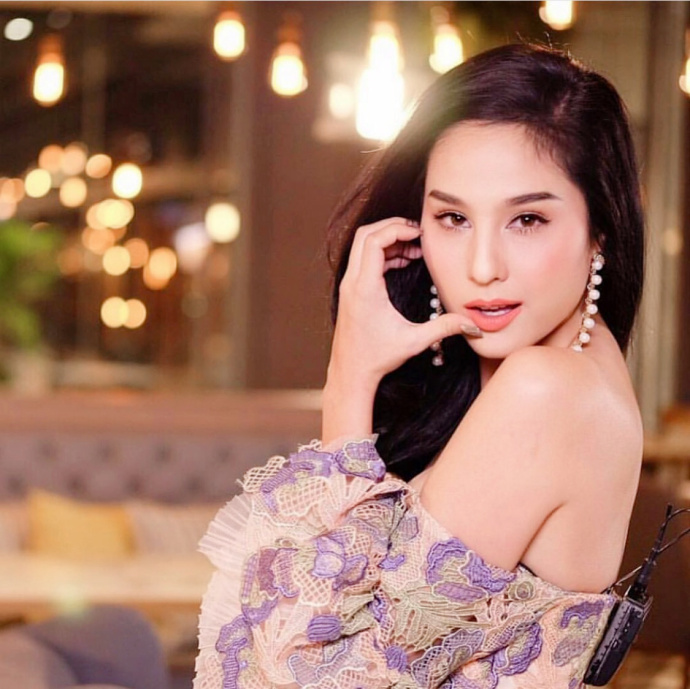 泰国明星情侣golf和kwan因礼金问题分手 组合golf&mike曾风靡一时