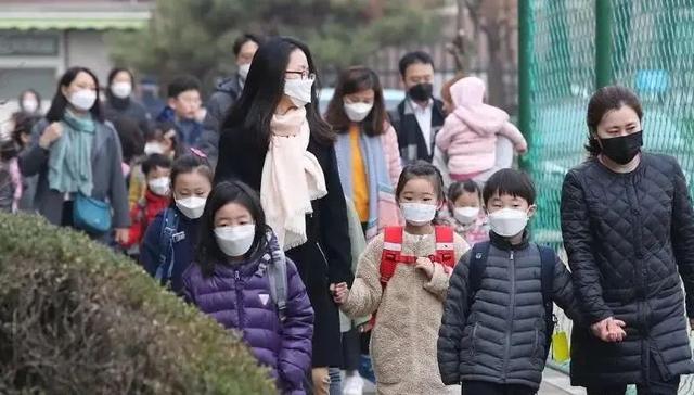 澳籍女子拒隔离不戴口罩:你们精致利己主义的样子,真的很丑