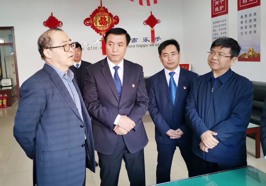 济南市城乡交通运输局局长贾玉良一行到济南公共交通集团调研