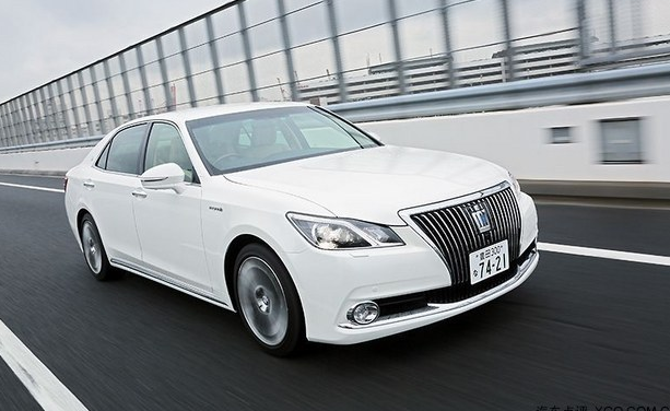 丰田皇冠majesta,顶级做工尊贵外形,豪华内饰难得的好车