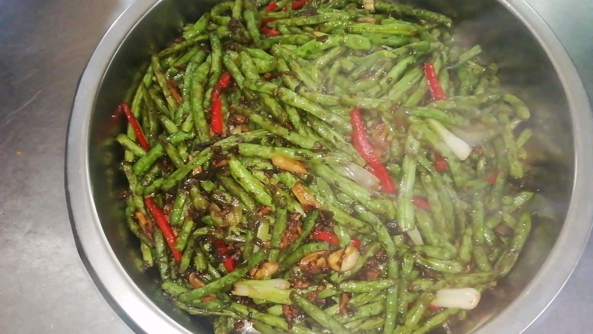 四季豆做菜,加入橄榄菜,又是一道下饭菜