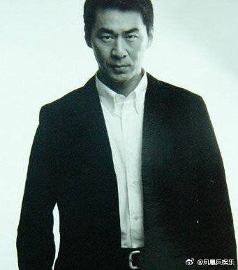 陈建斌旧照再曝光 帅气逼人撞脸赵寅成 |网友神评论