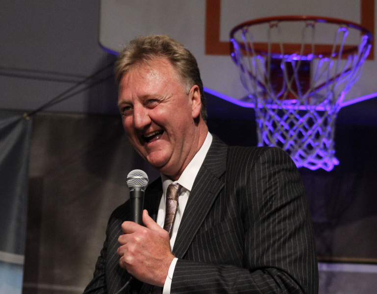 不愧nba逼王!大鸟伯德点评3分球现象,无形中狠狠吹了自己一把!