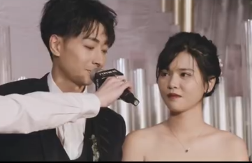 左立和董小姐结婚了,好朋友华晨宇跻身一线,他却改行游戏主播