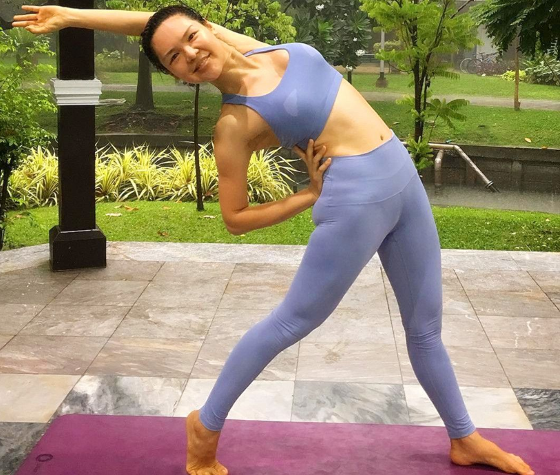 瑜伽下腰体式详解,使腰部变软不再僵硬,快试试吧