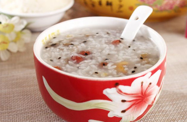 秋冬季节,多喝粥才是食补的最佳方式,推荐10款养生粥,收藏!