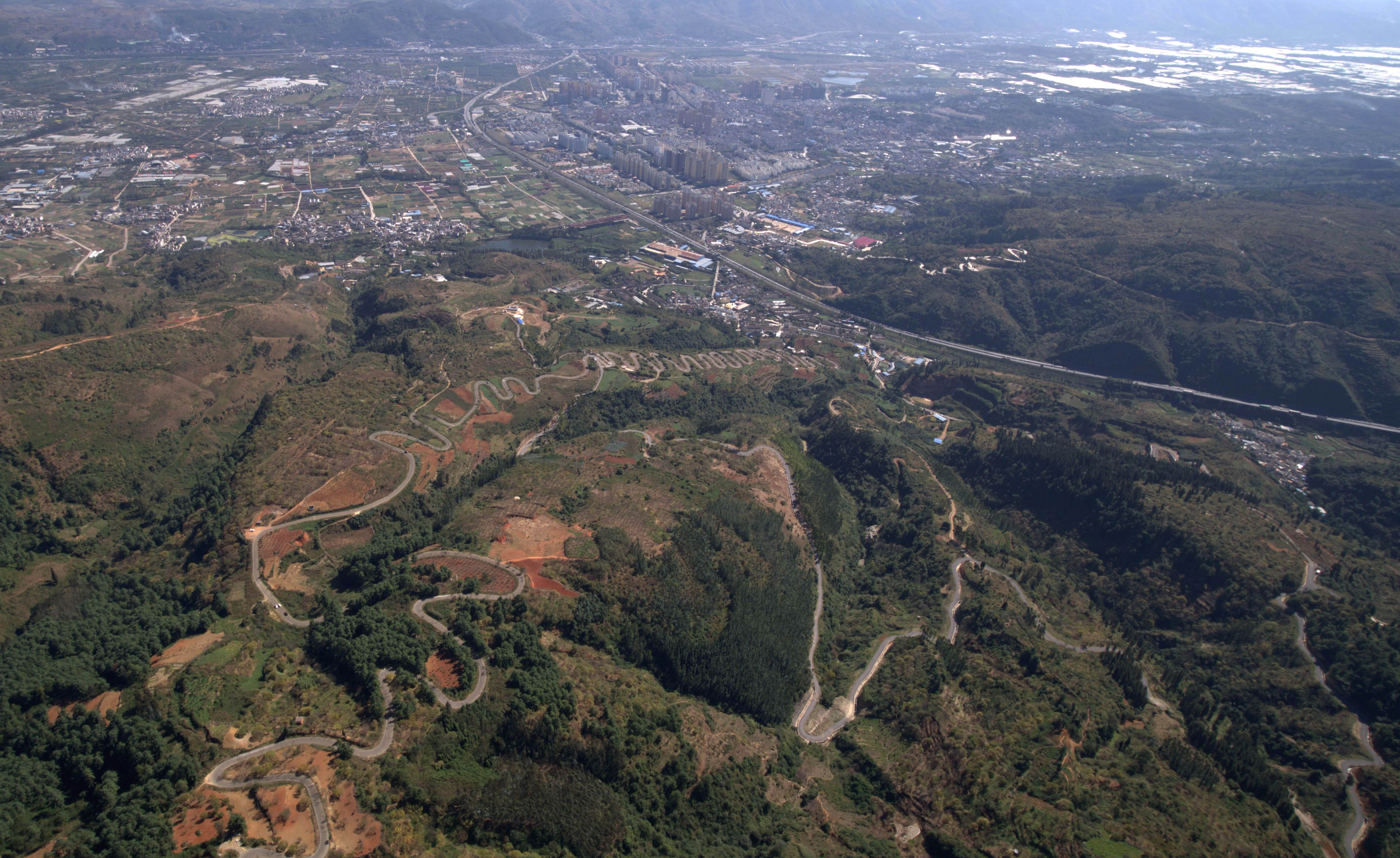 云南宜良"68道拐"