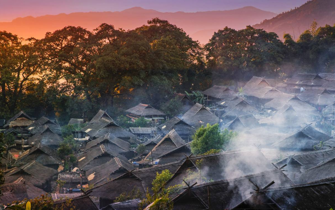 感受传统的佤族文化,体验原始的茅草房,来云南临沧沧源