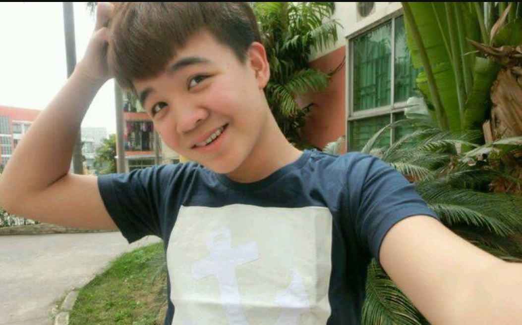 变形计易虎臣借网友钱不还成老赖 难道是要出道了?