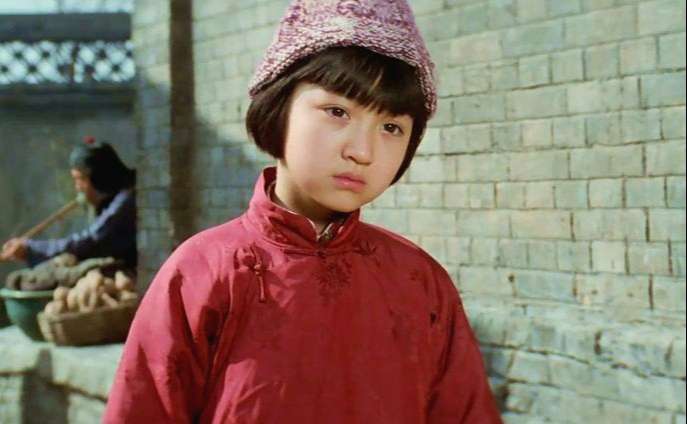 林海音的《城南旧事》中,惠安馆的疯子秀珍,真的是个疯子吗