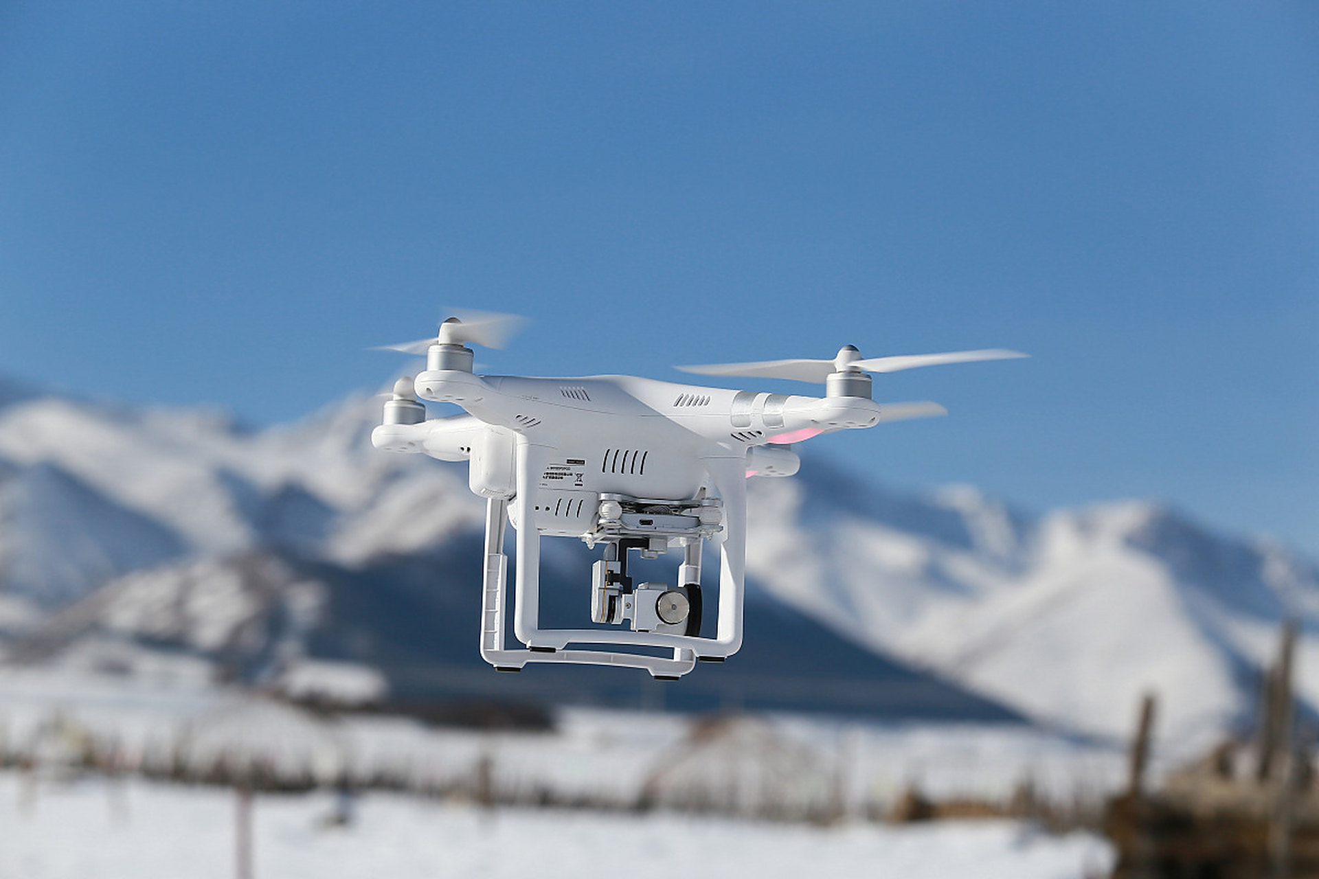 大疆air系列无人机,平衡了便携性和画质,让用户对画质有更大需求同时