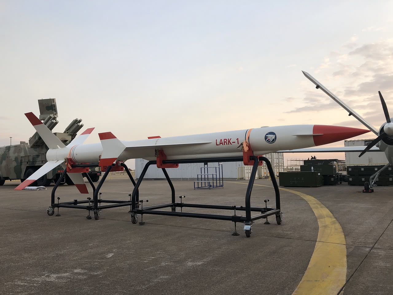 专门模拟隐形战机特性的先进无人靶机,用"它"练手对付隐形战机