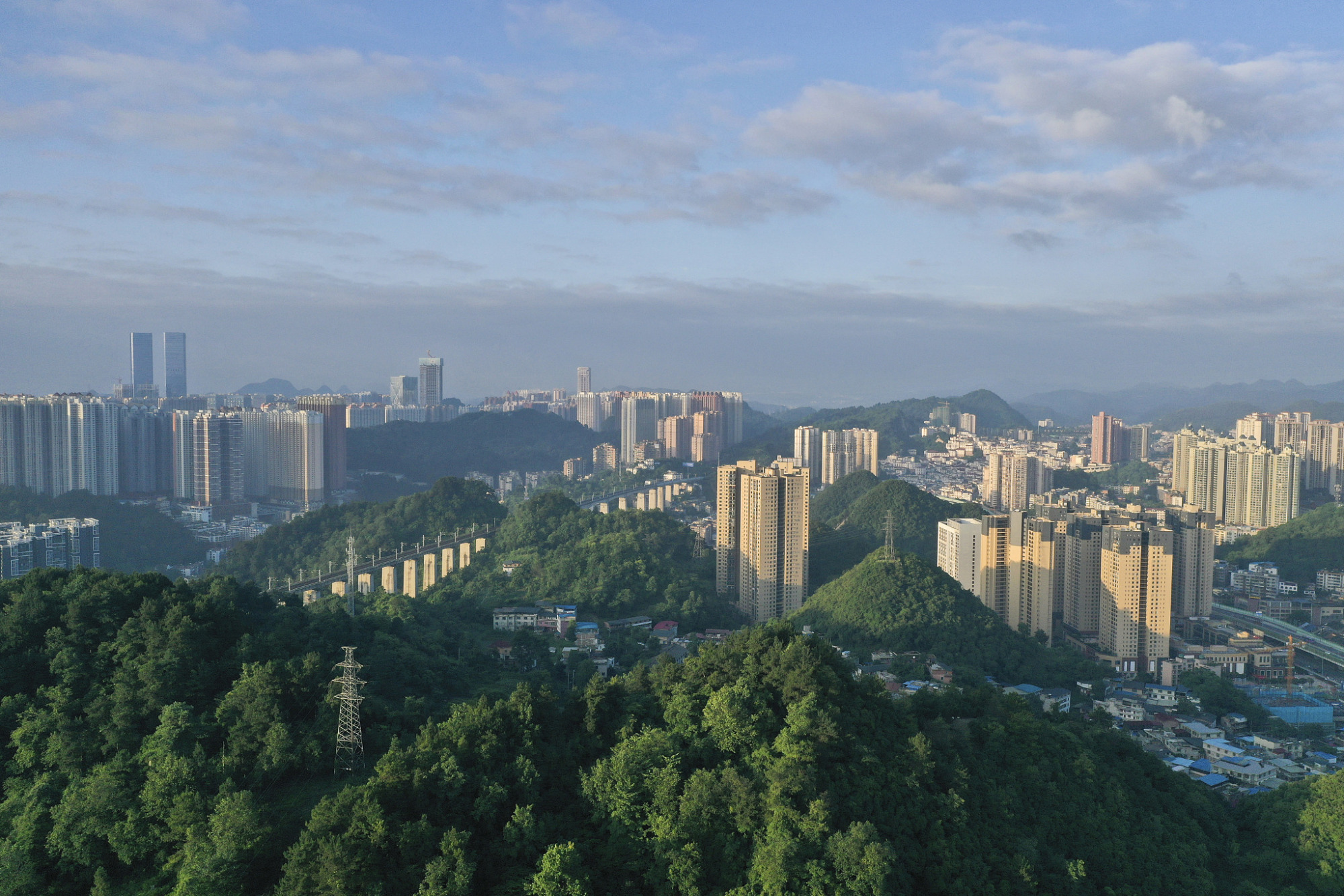 貴陽觀山湖區將提升三條道路景觀