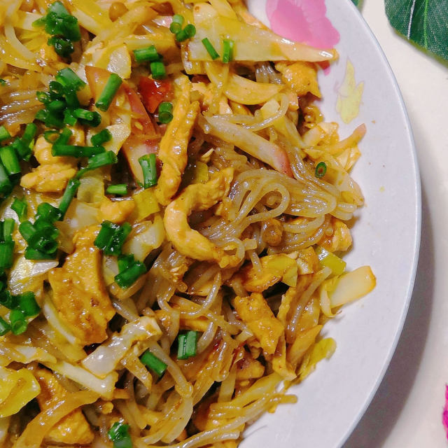 泡菜苕粉肉丝,香滑入味,超赞的下饭佳品