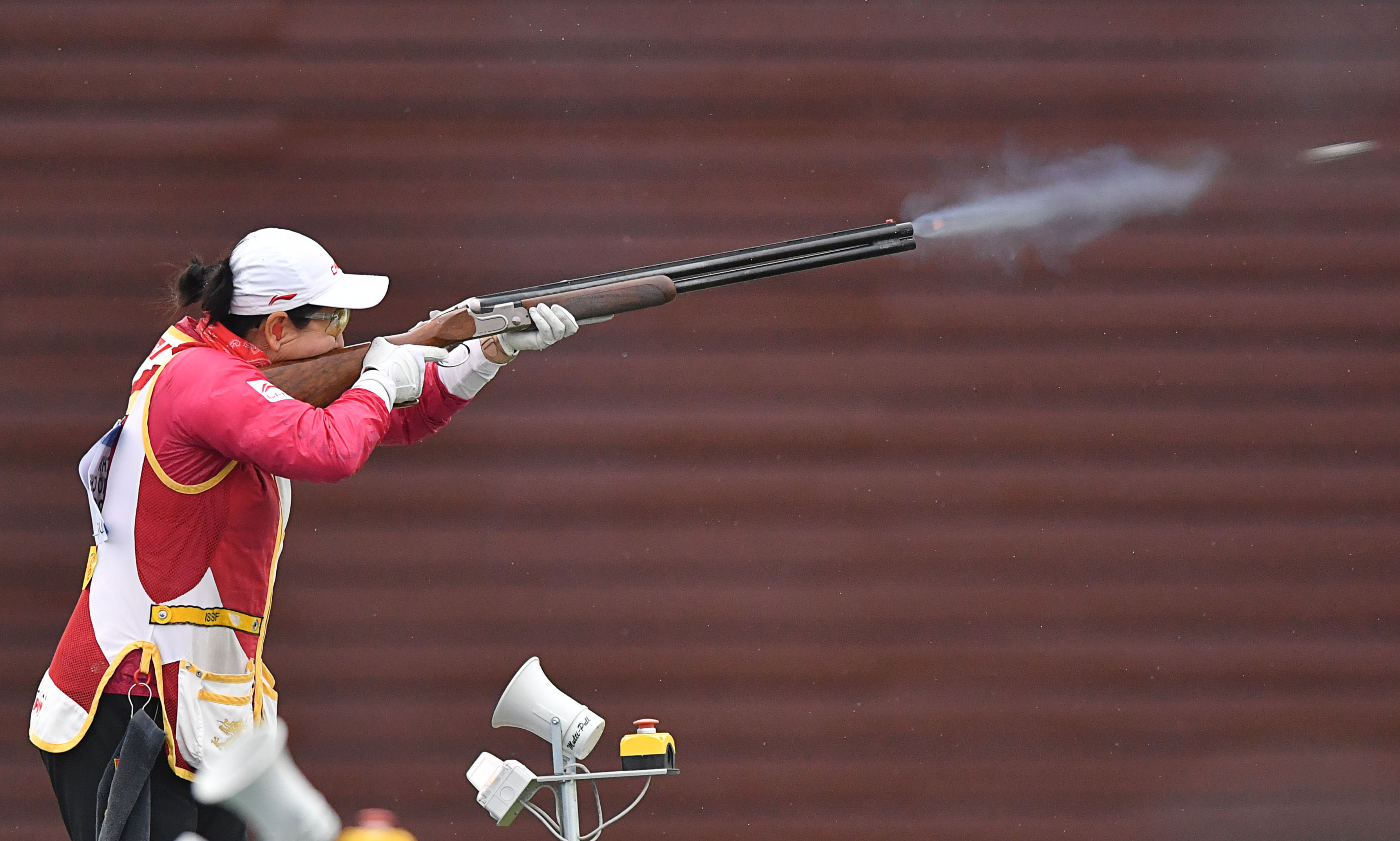 射击——中国选手包揽女子飞碟双向个人冠亚军