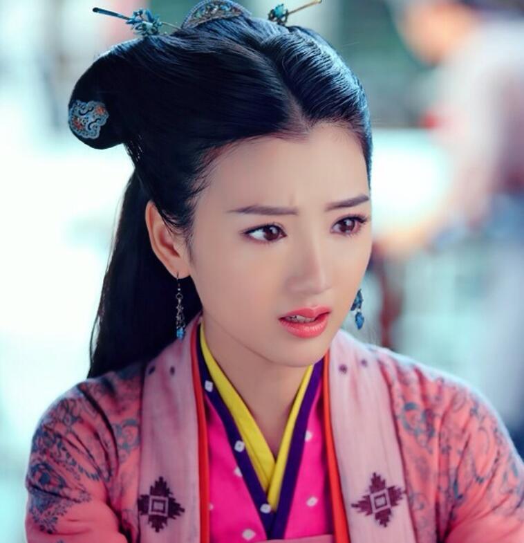 毛晓彤最美的四个电视角色,钟灵第三,郭芙第二,第一实至名归!