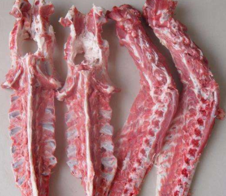 没肉的"羊骨架",为何10元一斤还热卖?听听肉贩咋说,涨知识了