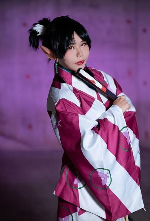 图为神乐,犬夜叉cos,网友:突然觉得,兴趣也是个误人子弟的东西啊!