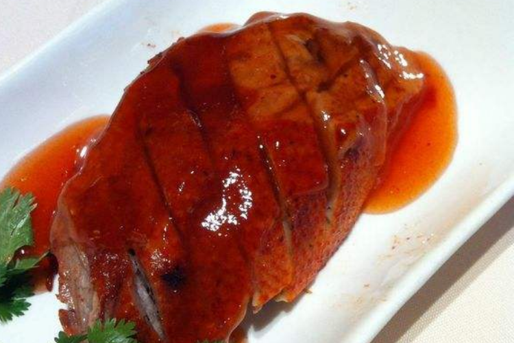 大厨教你制作苏式酱鸭,鲜香可口,肉质细嫩,营养健康!