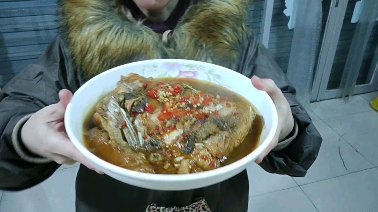 红烧剁椒鱼腩!鱼肉嫩滑,好吃又下饭!