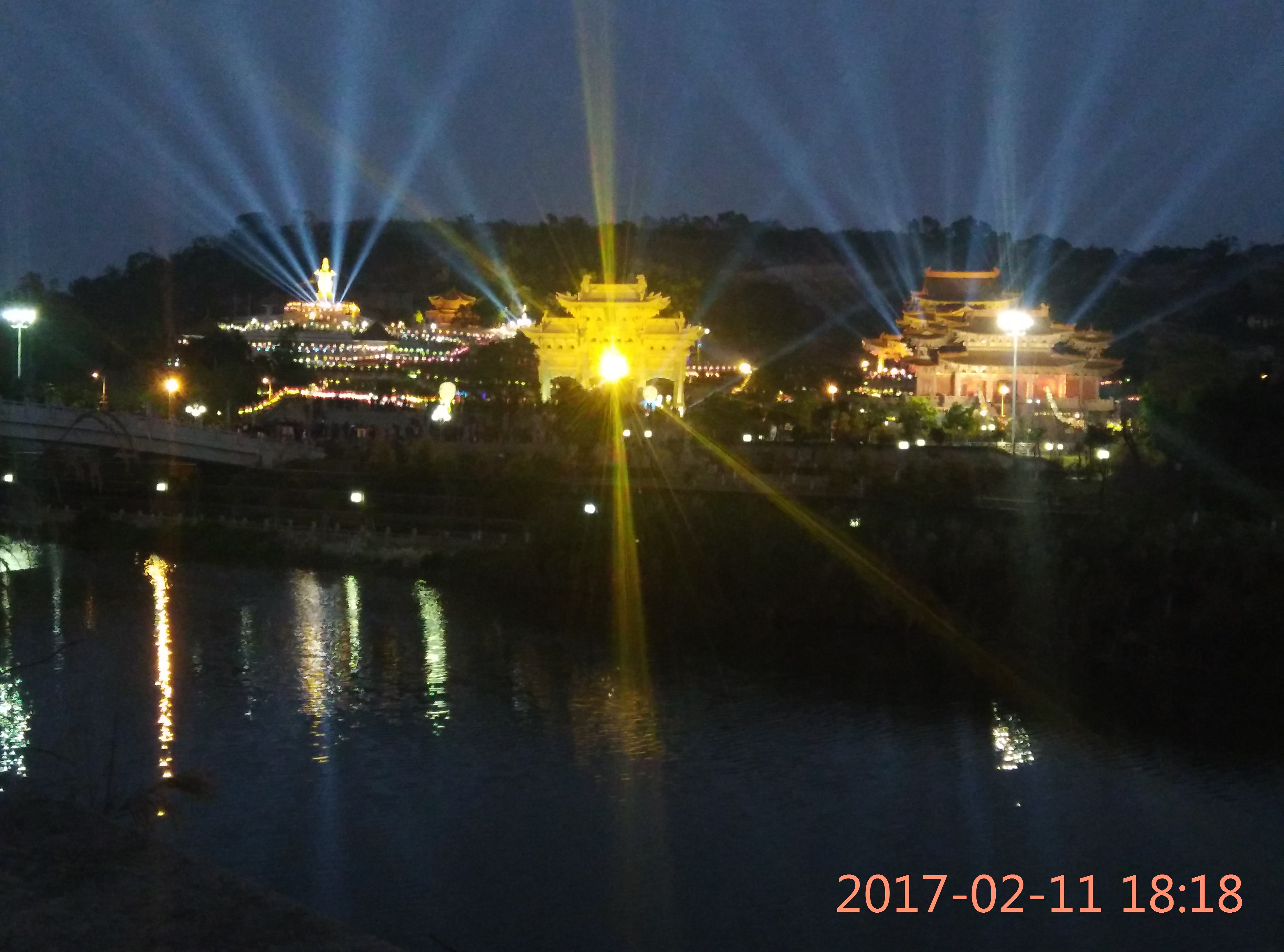 厦门佛教圣地-梅山寺元宵佳节灯会(2017)