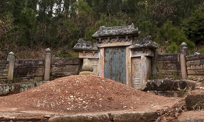 抚州名人墓——抗倭名将谭纶墓