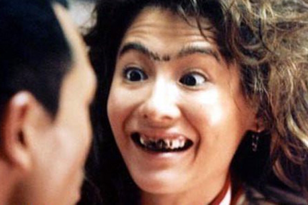 不顾形象扮丑的女星,张柏芝热巴杨幂上榜,"最丑"的刘涛赢了