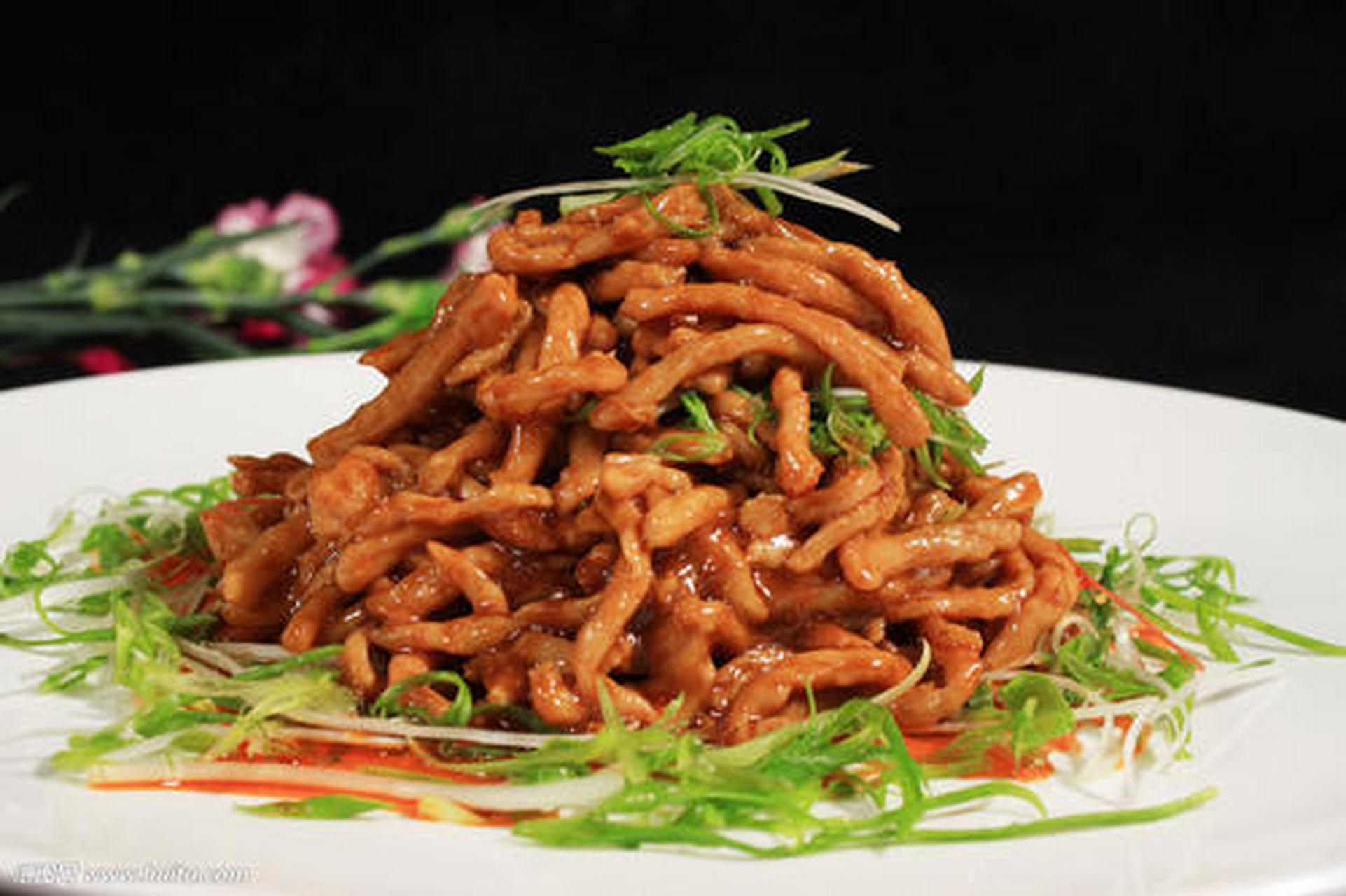 城市身边事#【杭州市美食】钱江肉丝:此菜为江浙一带的传统民间菜肴