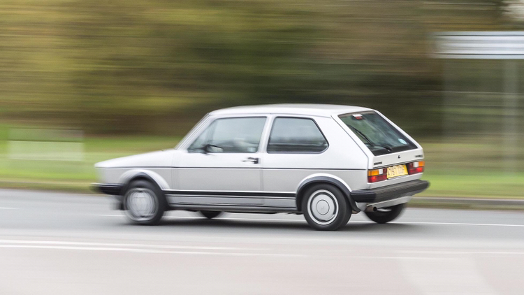 40年前制造,性能钢炮鼻祖,第一代高尔夫gti,开是什么感觉?