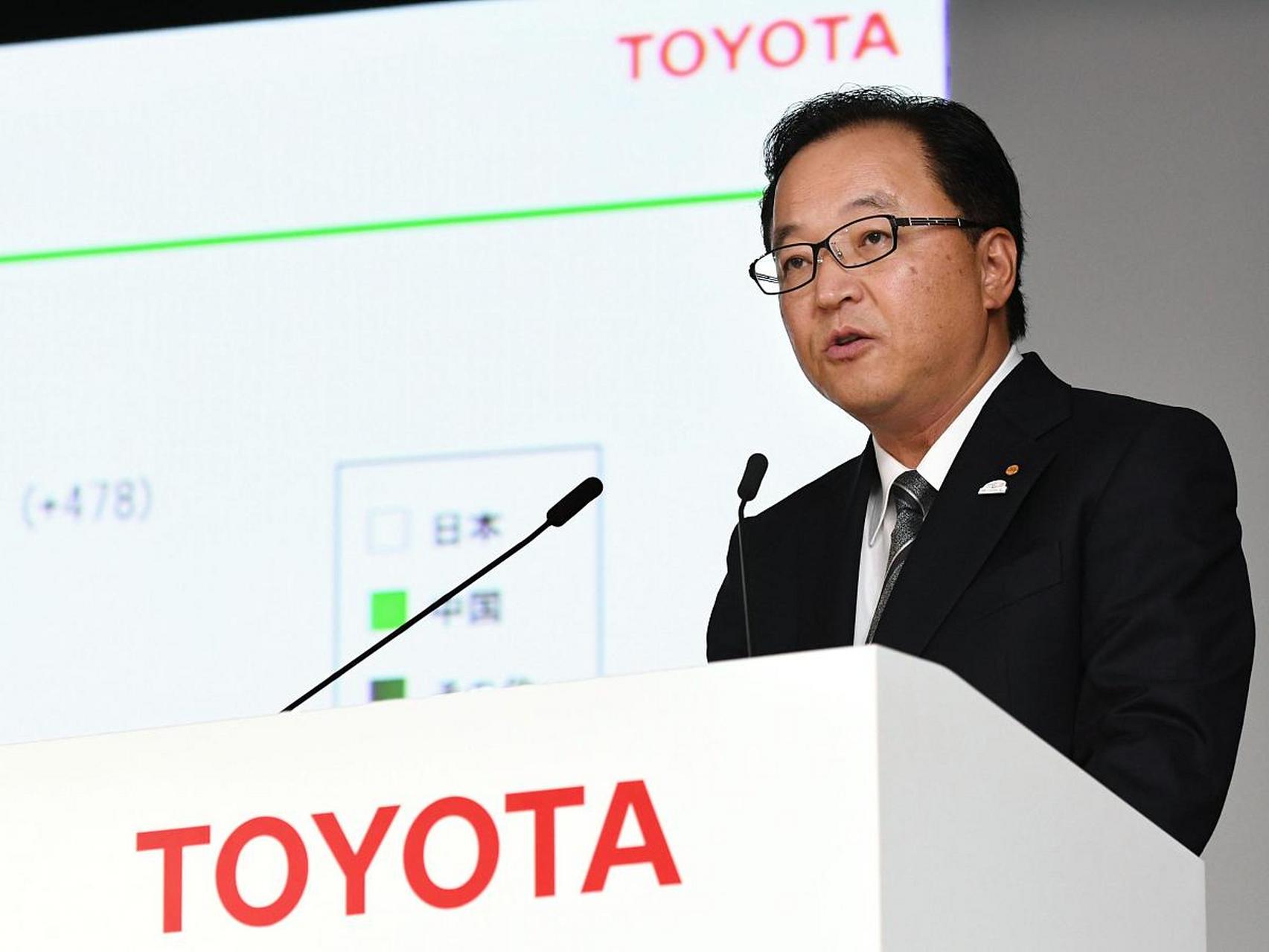 近日,丰田汽车会长丰田章男再次对电动汽车提出了质疑和批评,这位