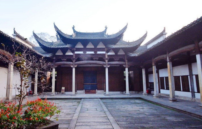 孙悟空为什么被安排在廊庑居住