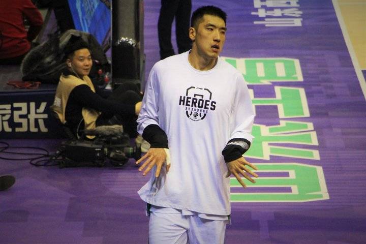 这就是山东|宝藏般的山东西王男篮,让球迷的快乐变得如此简单