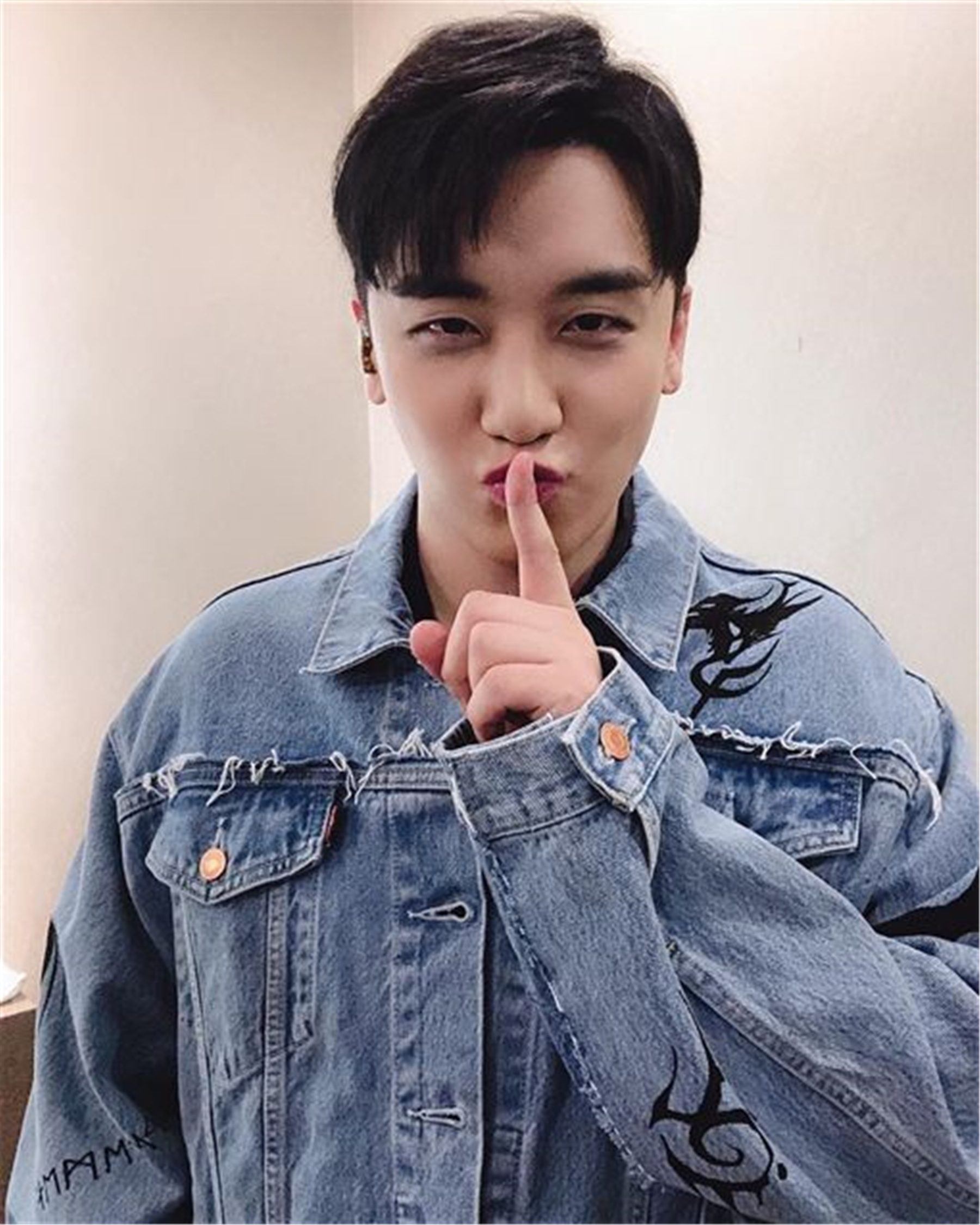 崔钟训承认曾酒驾,将暂停演艺活动,深刻反省并配合调查