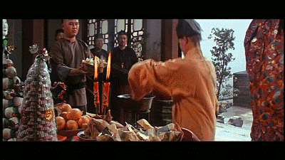 因长相普通自卑多年,他和师傅林正英同一天离世