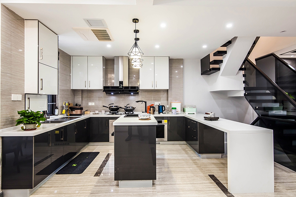 200㎡现代简约别墅装修:黑白灰玩转高级格调