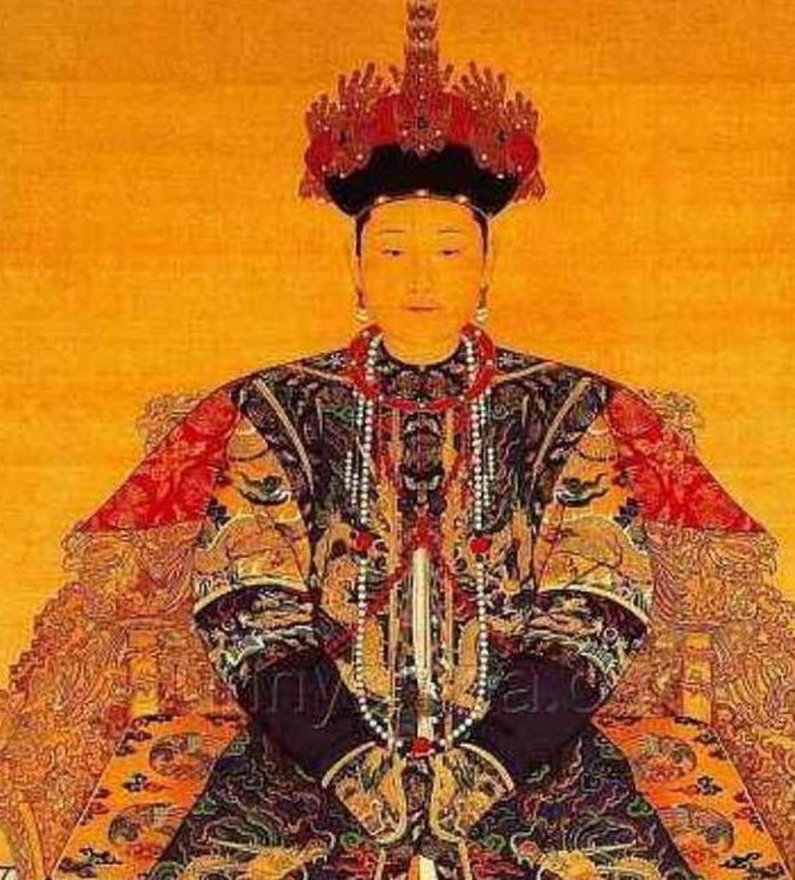 孟古哲哲小小年纪就被父亲定下了与努尔哈赤的婚约,到底有多小呢?8岁!