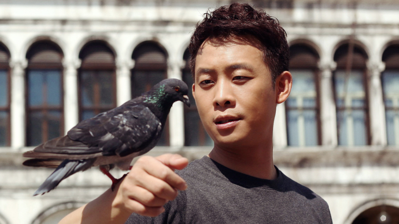 40岁影帝张译曾跑过10年的龙套,妻子在背后默默鼓励了12年