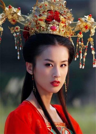 黄圣依主演电影《冰封侠:时空行者》定档11月2日