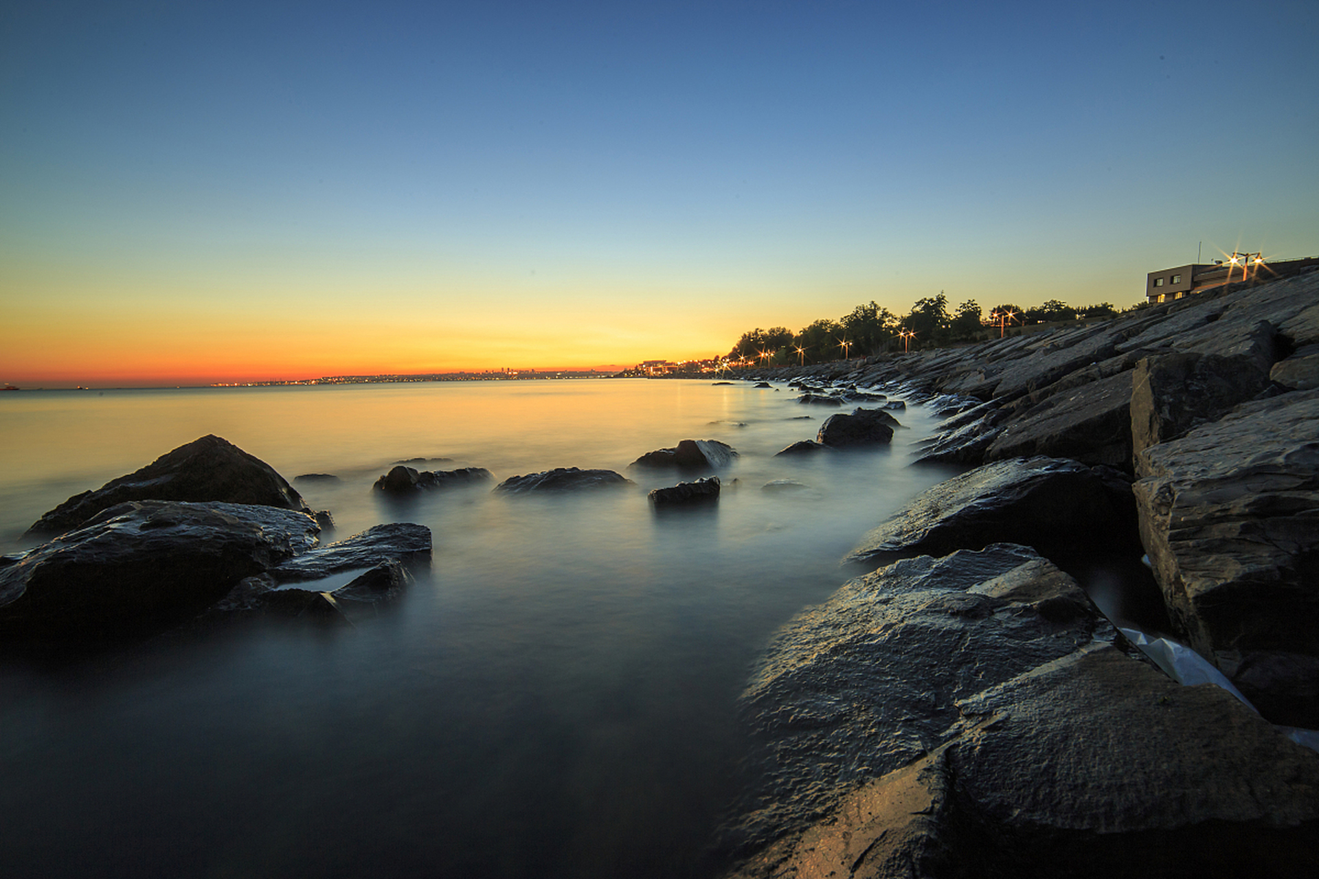 有一个,也很厉害 一,有忍辱负重的本事,在实力不够,时机未到时,轻易不