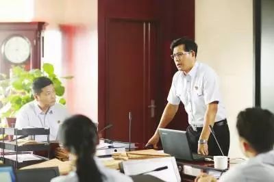 好望角之精彩追击:观电影《邹碧华》,强党员理想信念