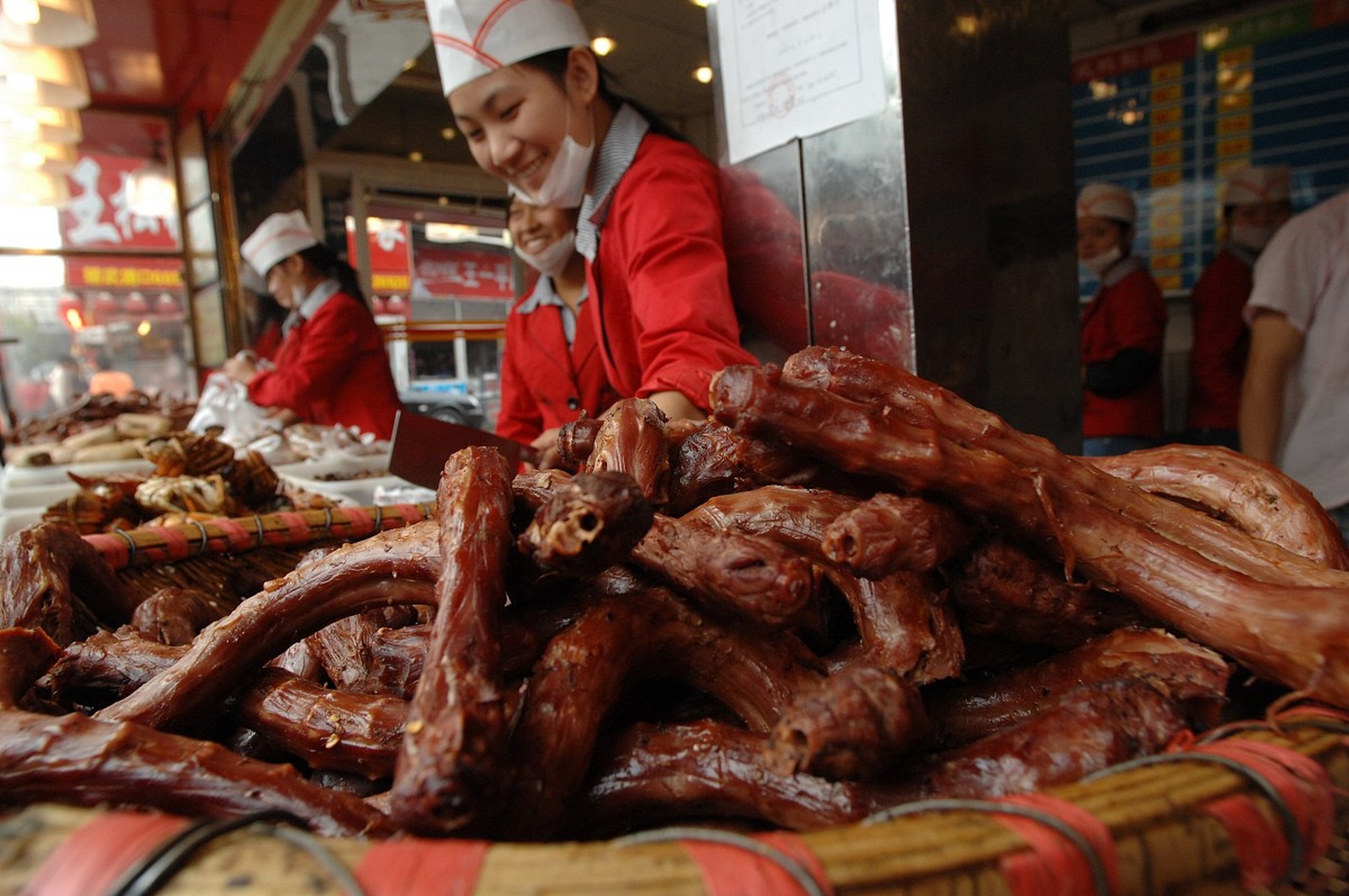 **武汉美食推荐:探寻美食宝藏**  无论你是武汉的土著还是游客,都不能