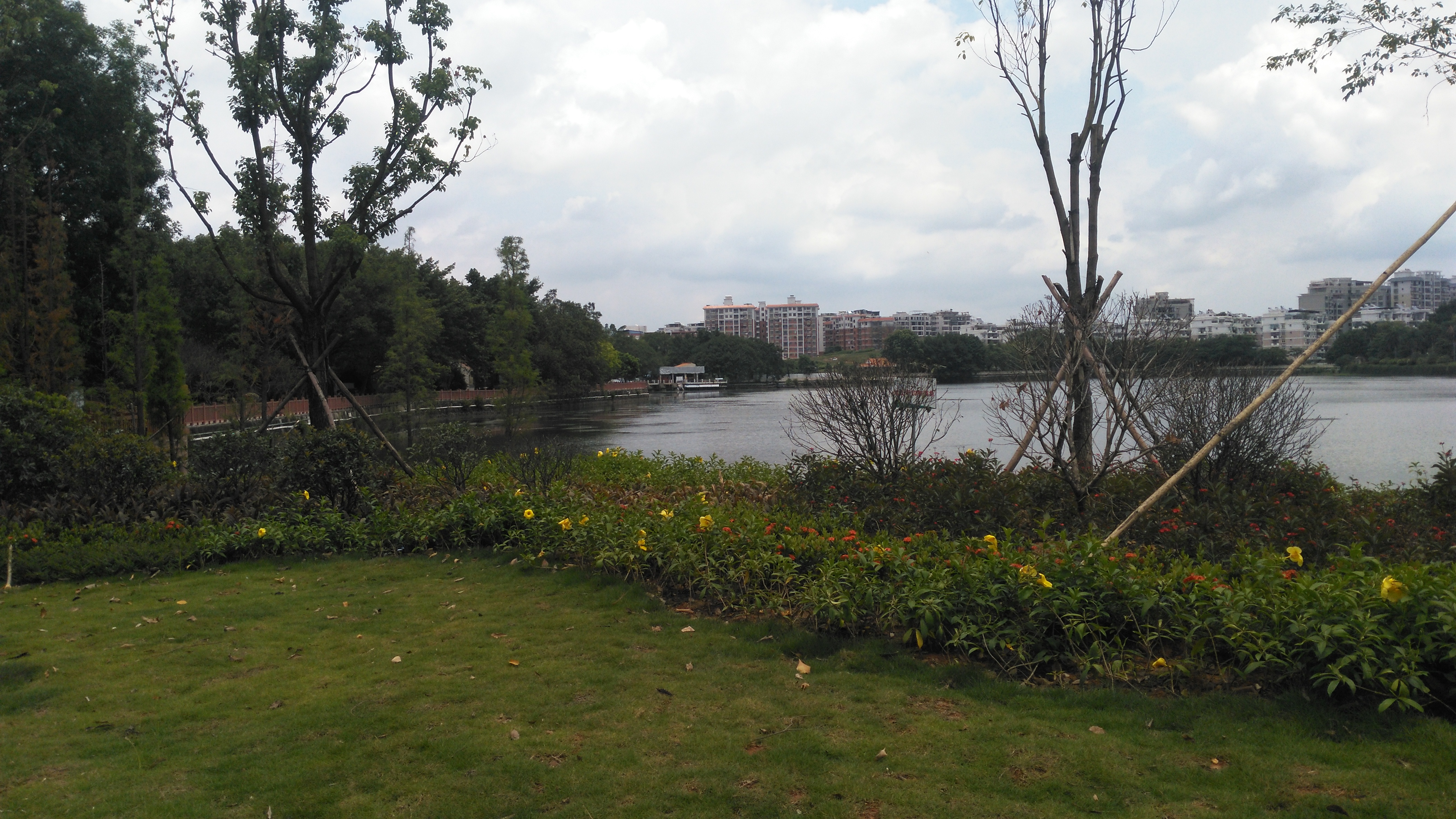 來梅州,帶你們到客家博物館和劍英公園去走走