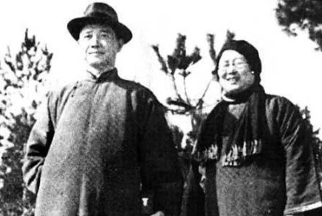 狂傲了一生的"汪夫人",在监狱里仍摆谱,上法庭敢讥讽法官