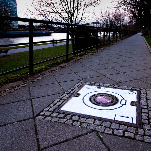 出自德国艺术家的阴井盖艺术品