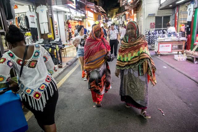 最新披露的广州非洲人数据!万余黑人的两大生存之道